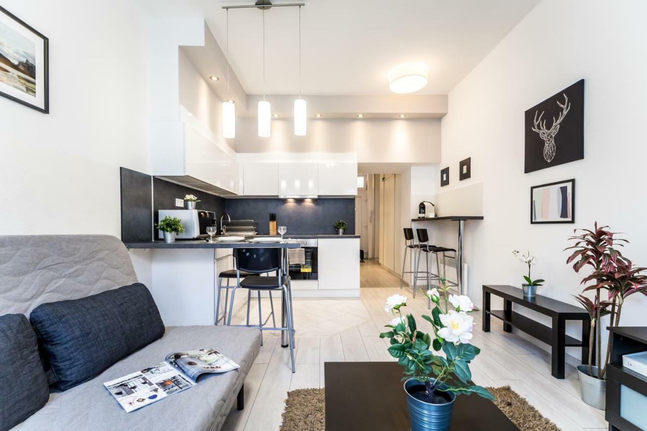 Apartment Fleur Creme